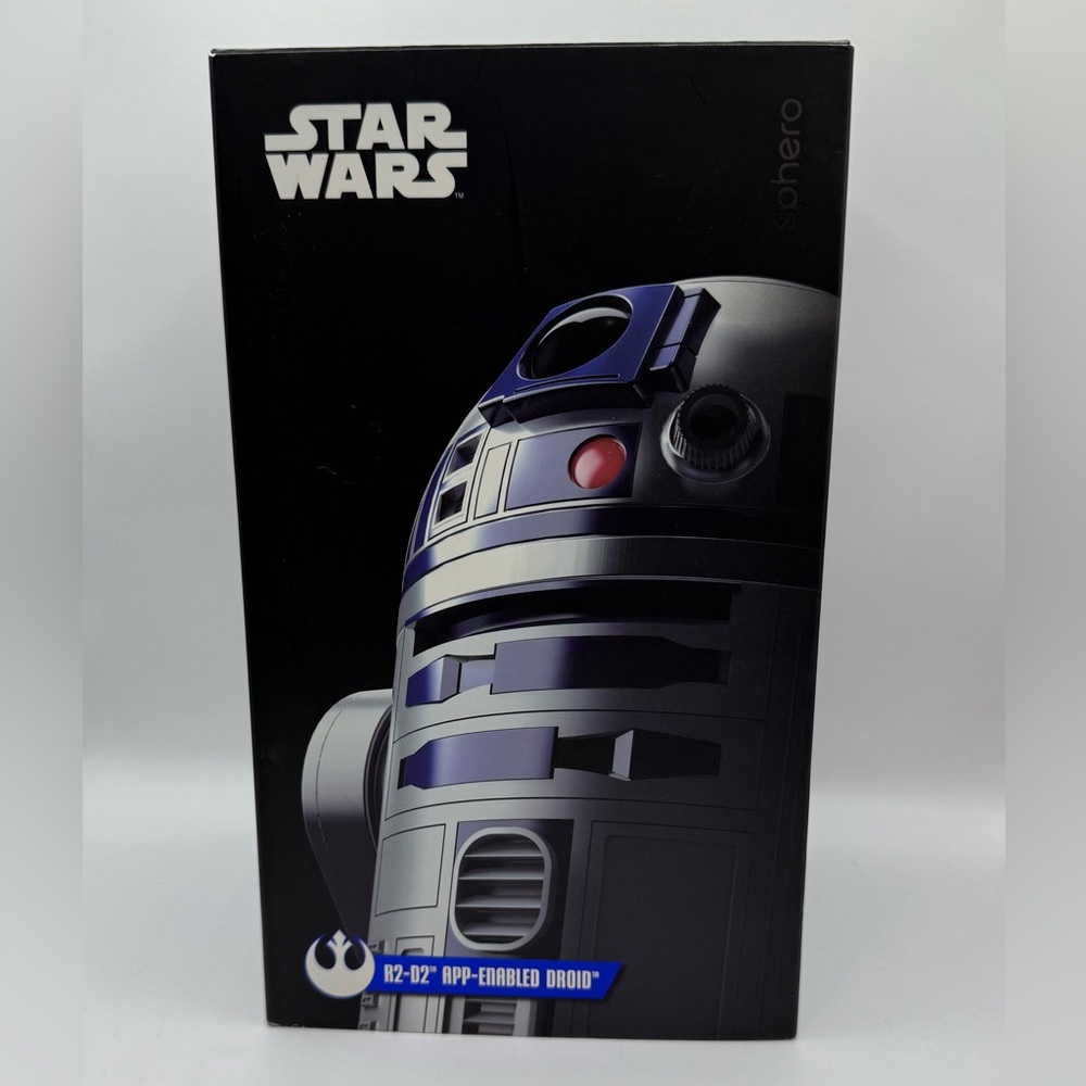 Star Wars Sphero R2-D2 App-Enabled Remote Droid - Picture 10 of 13